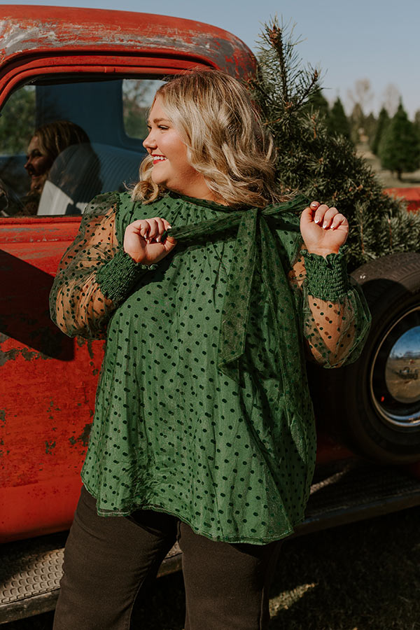 First Kiss Dreaming Shift Top In Hunter Green Curves