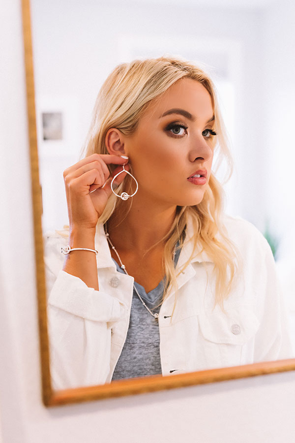 Kendra Scott Presleigh Love Knot Open Frame Earrings in Bright