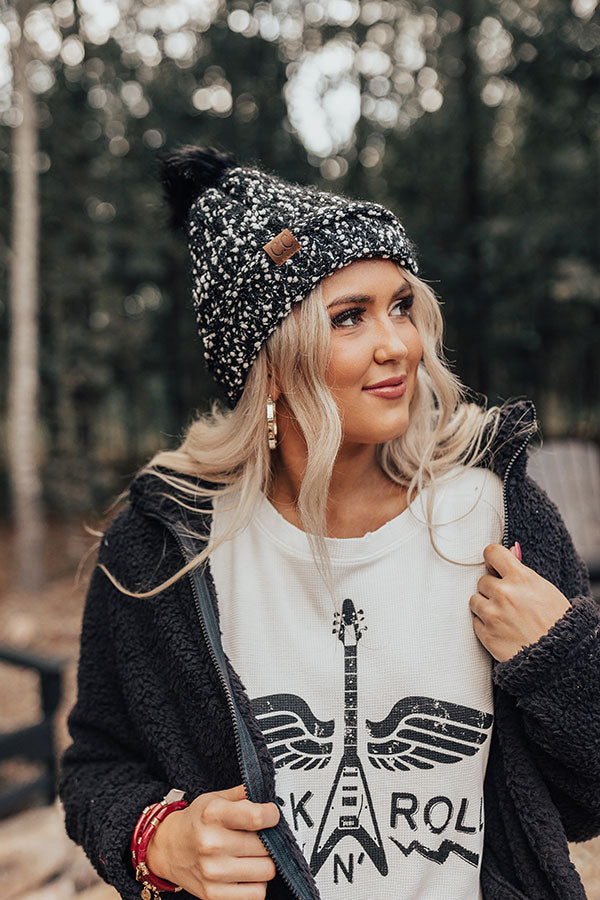 Full Of Warmth Popcorn Knit Beanie in Black