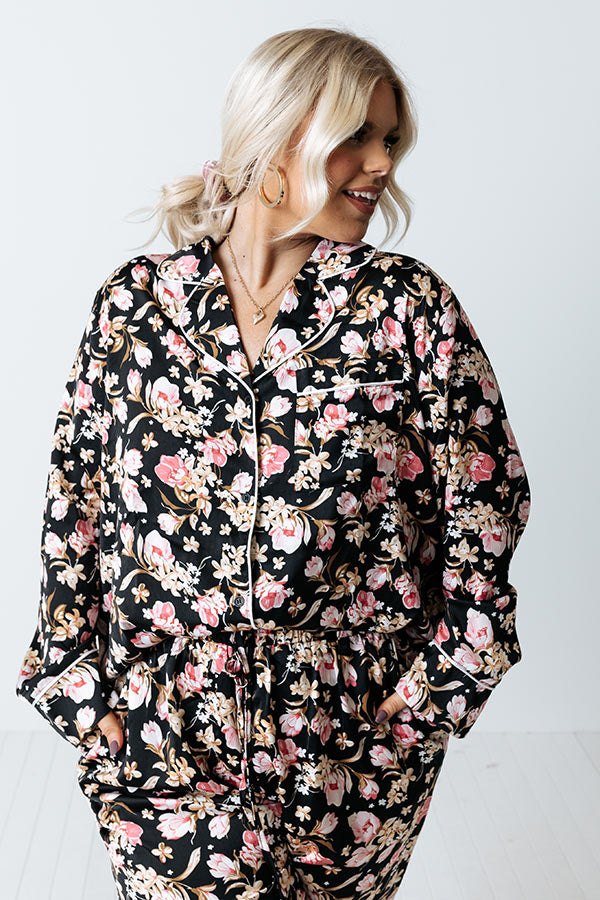 Ready To Wind Down Floral Top In Black Curves