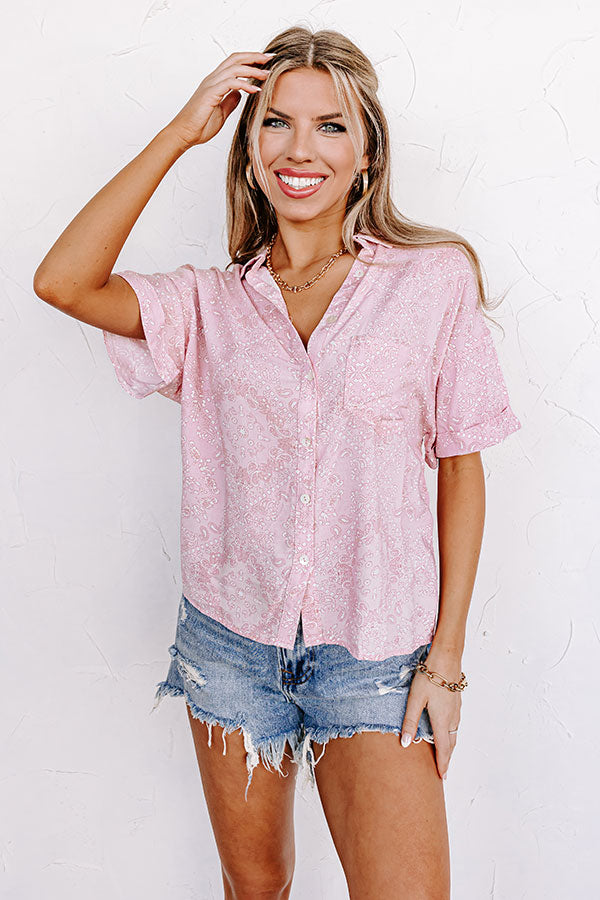 Soho Endeavors Paisley Top In Pink