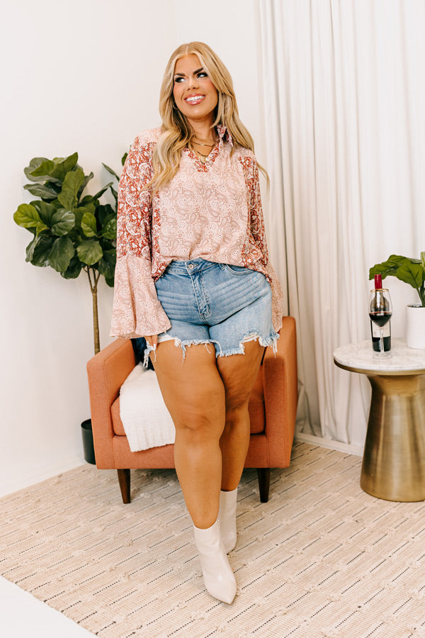 Listening To Records Paisley Shift Top Curves Image - 1