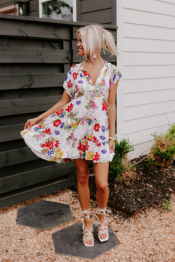 Movie Moment Floral Shift Dress Image - 2