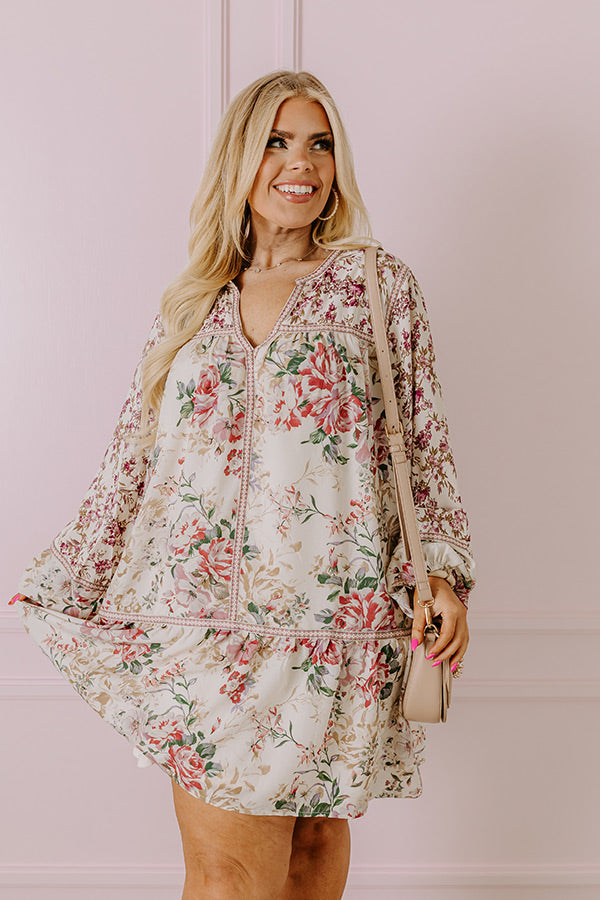 Better Be Brunch Shift Dress in Cream Curves Image - 2