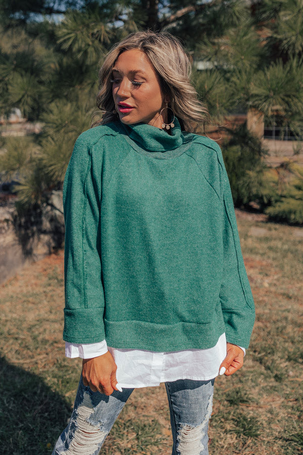 Leaf Lined Drive Sweater Top in Hunter Green