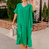 Keeping It Simple Midi in Kelly Green Curves Image - 1