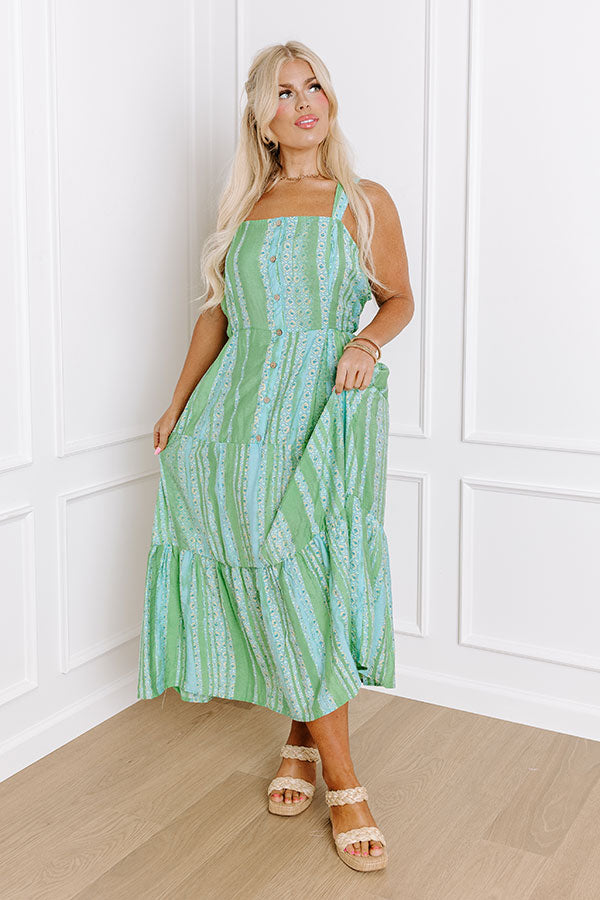 Sunny in Santa Barbara Midi in Kelly Green Curves Image - 1