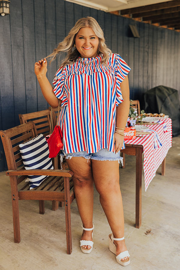 Smiles and Stripes Shift Top Curves