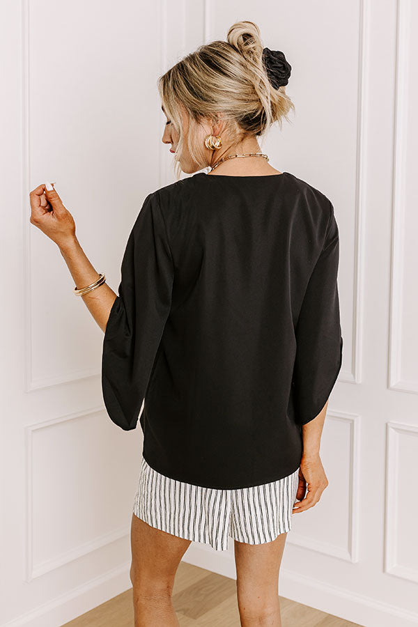 Simply Perfect Shift Top In Black Image - 4
