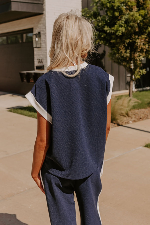 Modern Metropolis Shift Top in Navy Image - 5