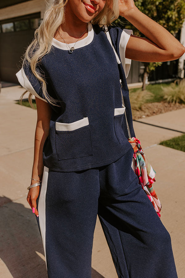 Modern Metropolis Shift Top in Navy Image - 3