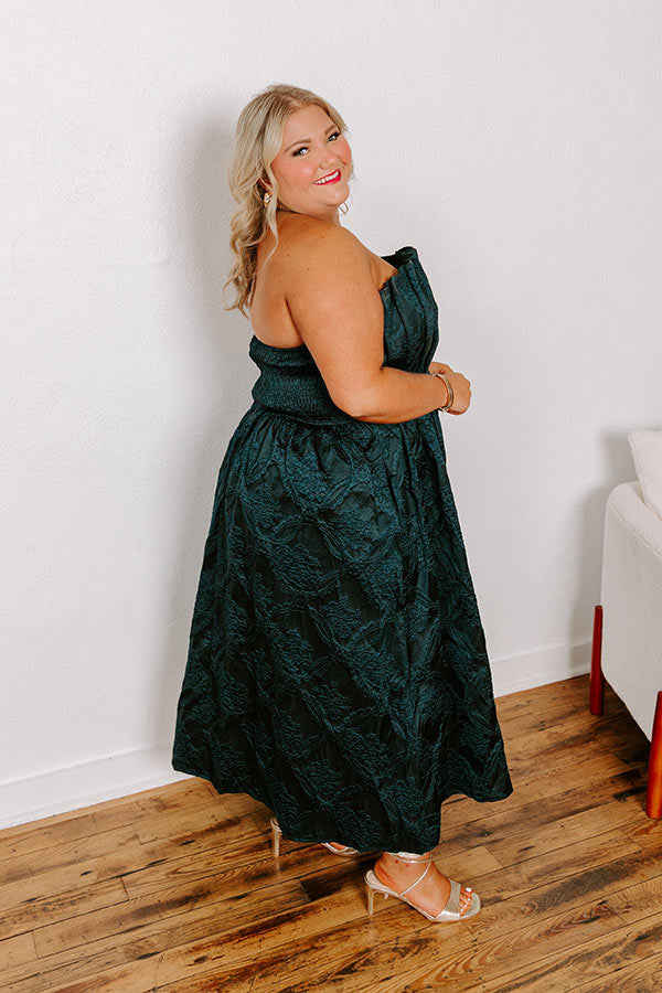 Night At The Gala Jacquard Midi in Dark Hunter Green Curves Image - 4