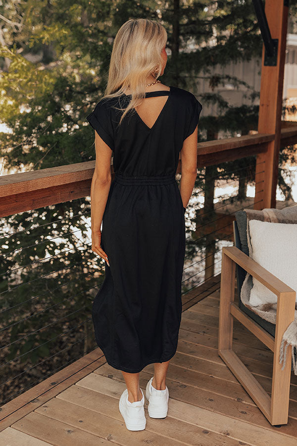 Madison Avenue Stroll Midi in Black Image - 5