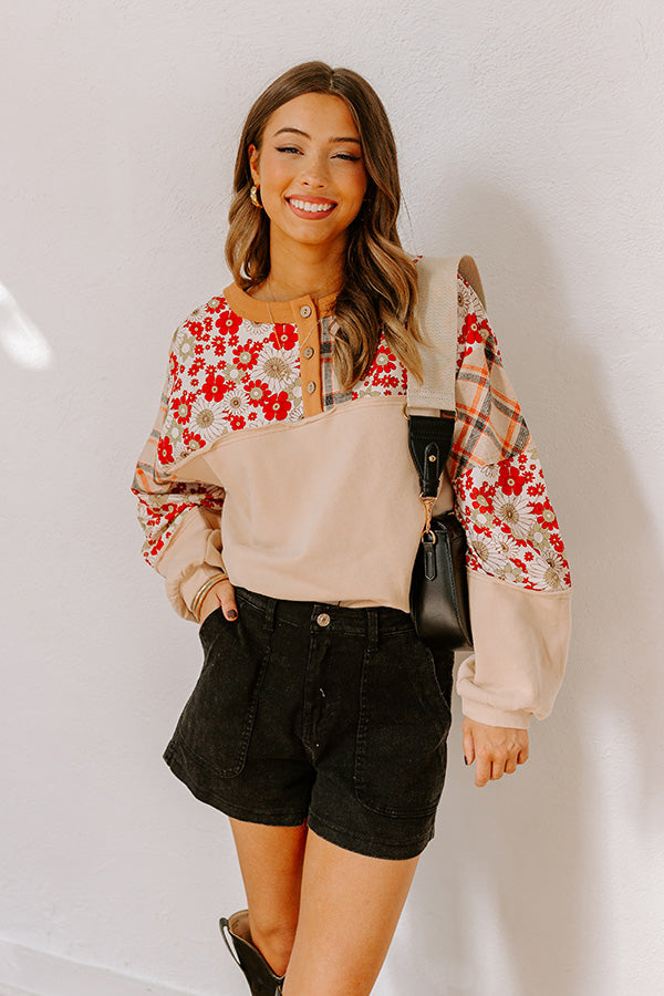 Boho Lifestyle Floral Top Image - 5
