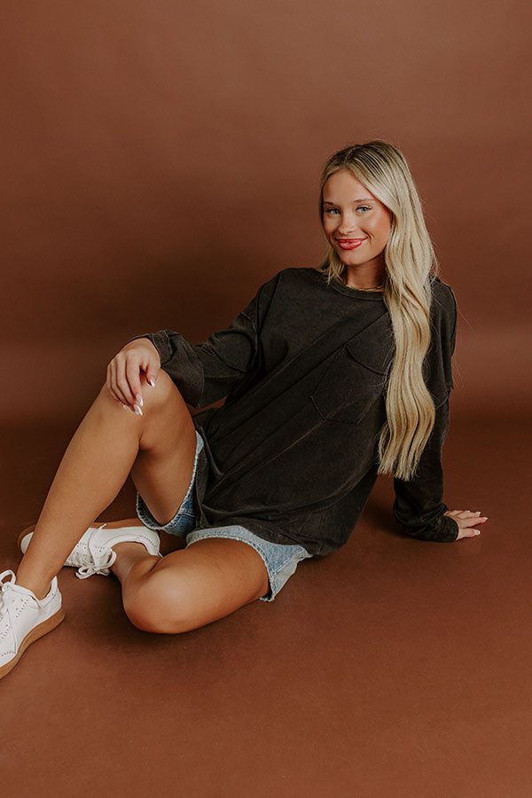 The Essential Oversized Vintage Wash Tee in Black Image 2