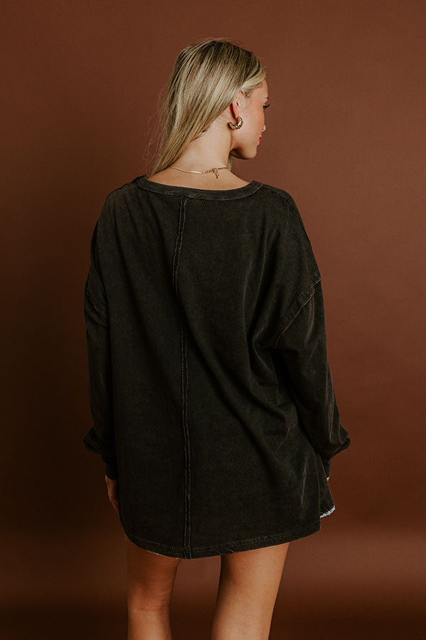The Essential Oversized Vintage Wash Tee in Black Image 5