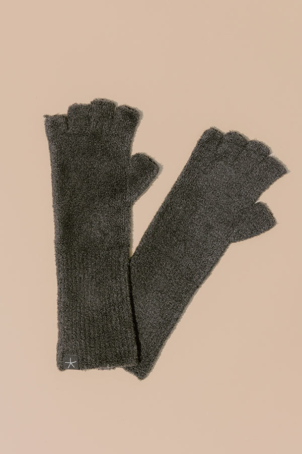 Barefoot Dreams CozyChic Lite Fingerless Gloves in Carbon Image - 1
