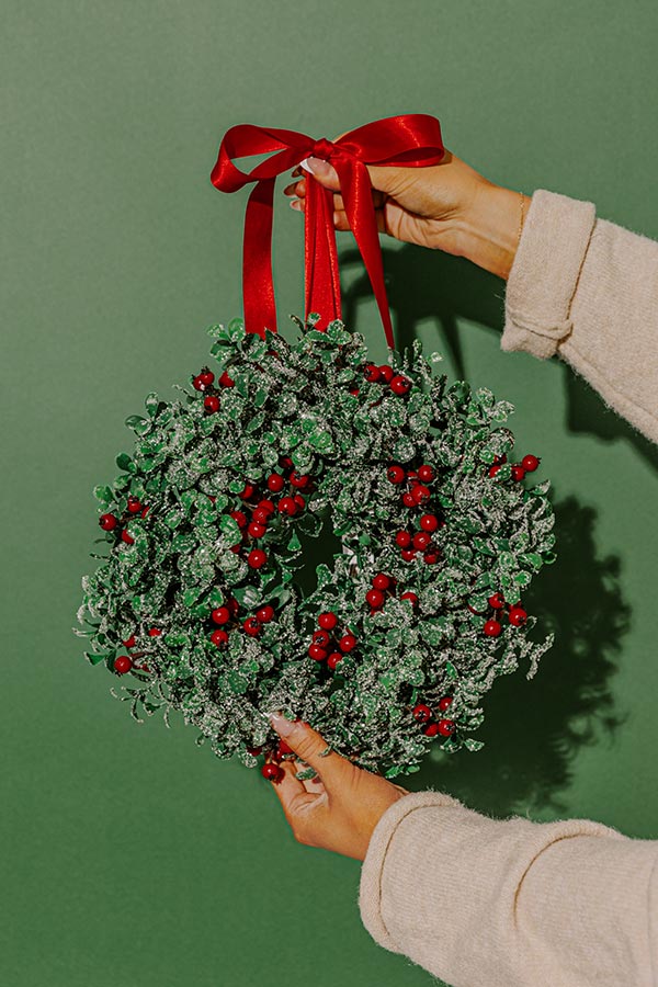 Iced Berry and Boxwood Mini Wreath-Candle Ring Image - 1
