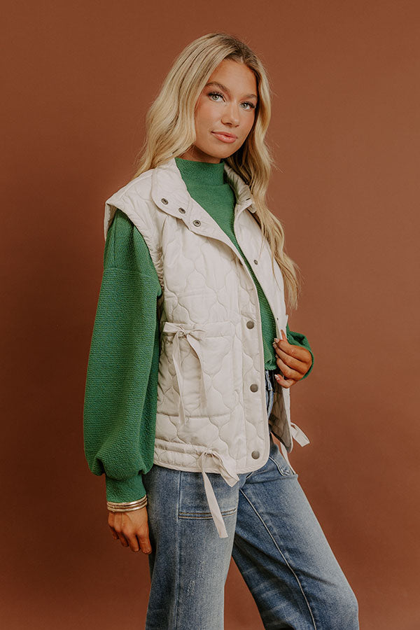 Cabin Mornings Quilted Vest in Ivory Image - 5