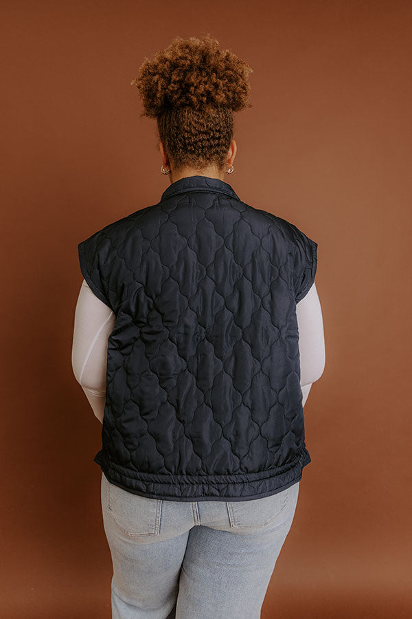Cabin Mornings Quilted Vest in Navy Curves Image - 5