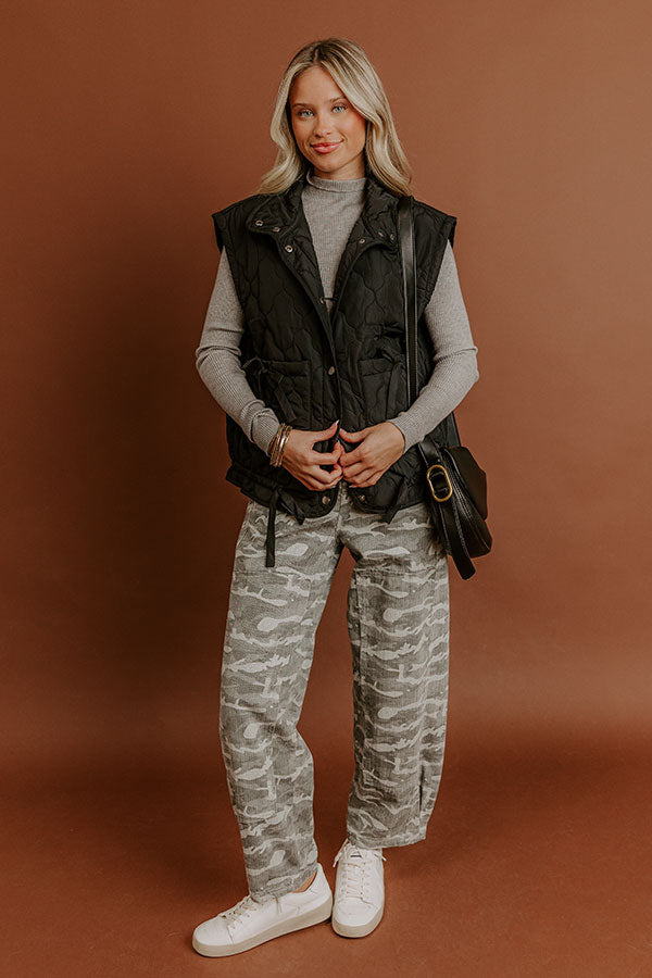 Cabin Mornings Quilted Vest in Black Image - 1
