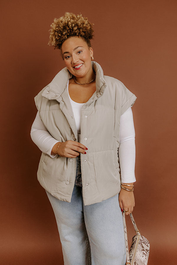 Brisk Stroll Puffer Vest in Stone Curves Image - 4