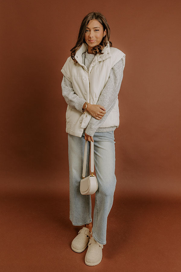 Brisk Stroll Puffer Vest in Cream Image - 4