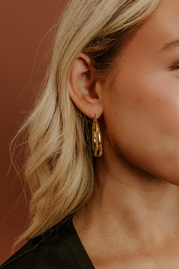 Everyday Essential Hoop Earrings Image - 2
