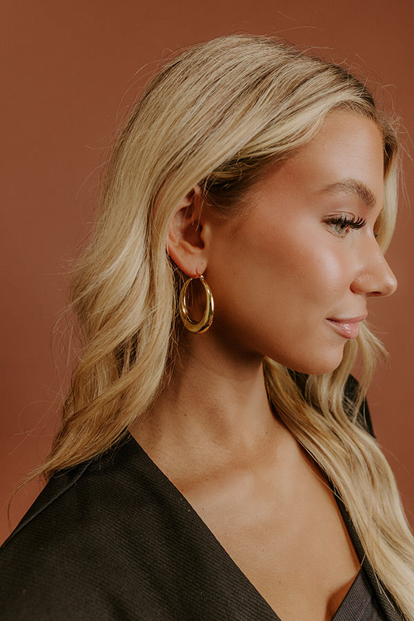 Everyday Essential Hoop Earrings Image - 1