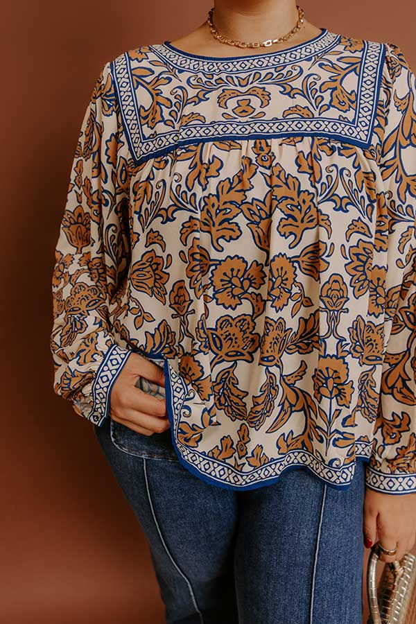 Hidden Attraction Floral Top Curves Image - 5