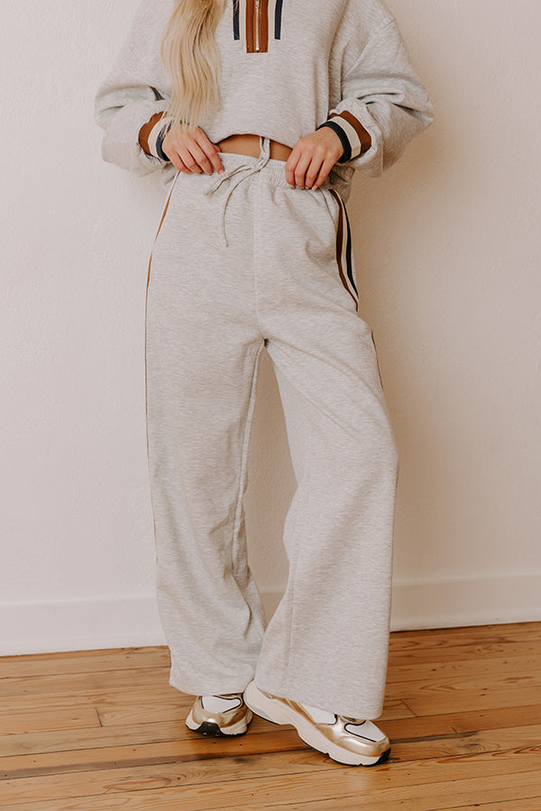 Central Park Chic High Waist Wide Leg Pants in Grey Image - 3