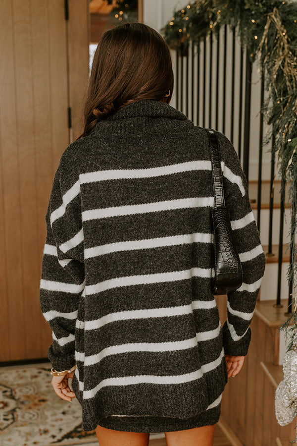 Park Avenue Chic Oversized Knit Sweater in Charcoal Image - 5