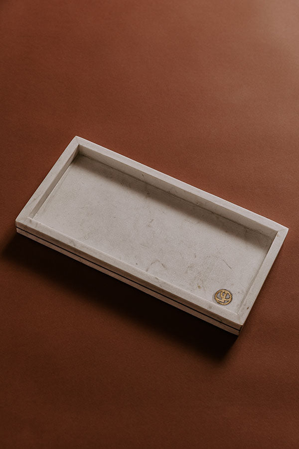 L'Avant White Marble Luxury Tray Image - 1
