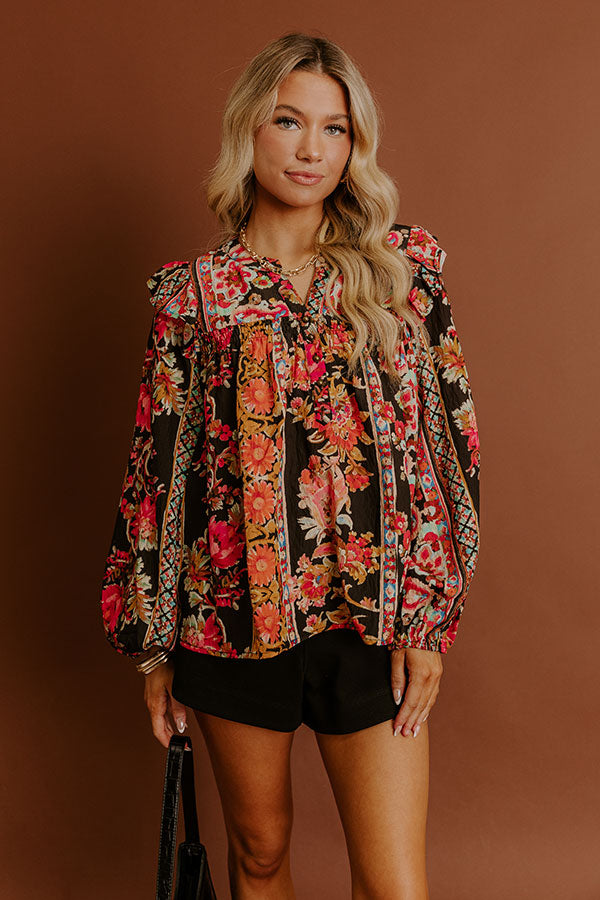 Garden Party Ready Floral Shift Top in Black Image - 4