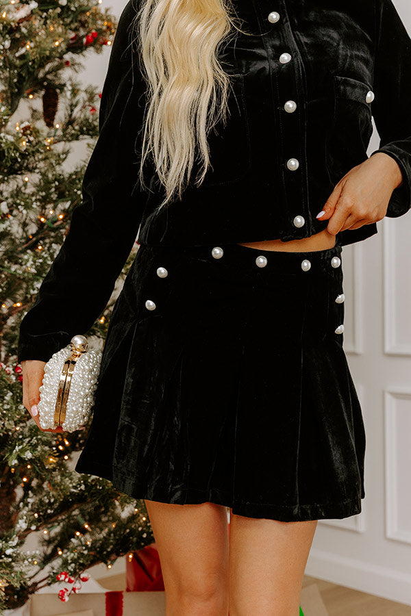 Classy And Chic High Waist Velvet Mini Skirt Image - 2