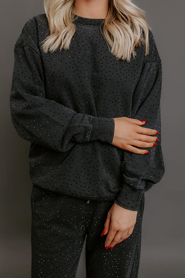 Sparkling Personality Embellished Sweatshirt in Black Image - 2