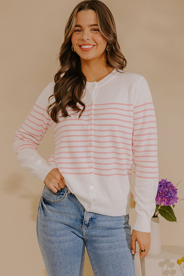 Simple Lines Knit Cardigan Image - 3