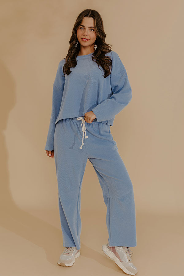 Weekend Away Knit Sweatshirt in Airy Blue Image - 4