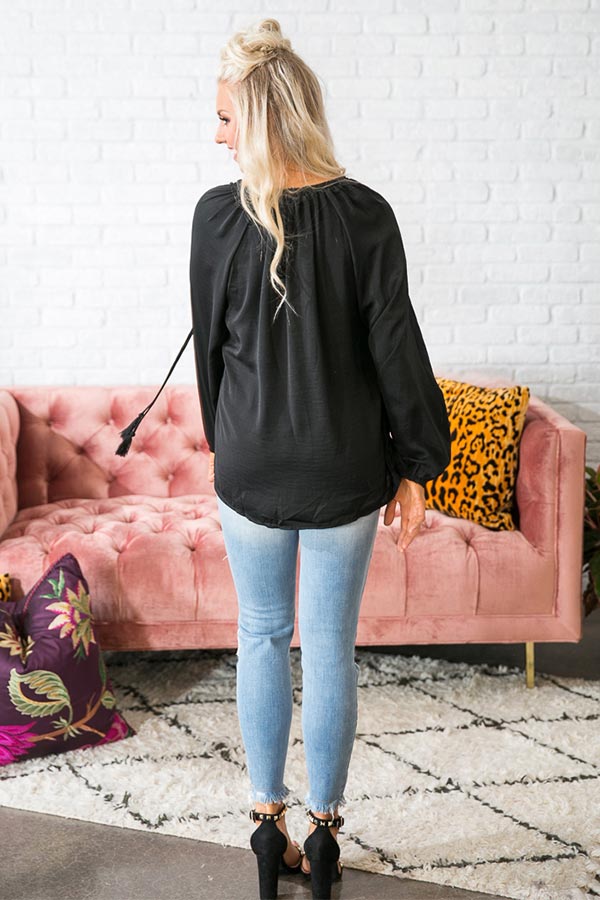 Girl's Getaway Shift Top in Black Image - 2