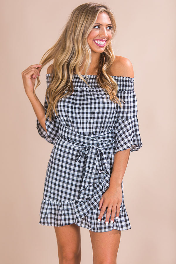 Picnic In Central Park Gingham Wrap Dress Image - 2