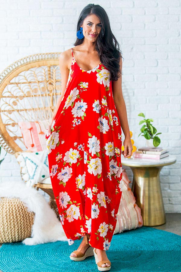 Vacation Mode Floral Maxi in Red Image - 3