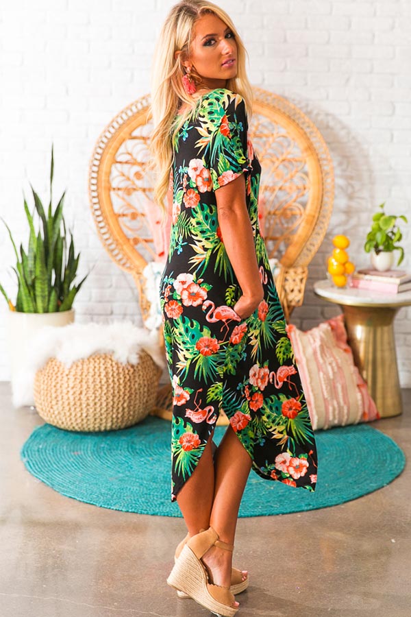 Flamingo Friendly T-shirt Midi Image - 2