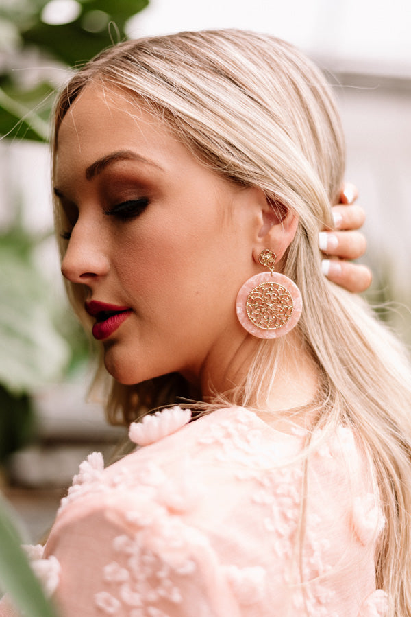 Brunch And Bubbly Earrings In Pink