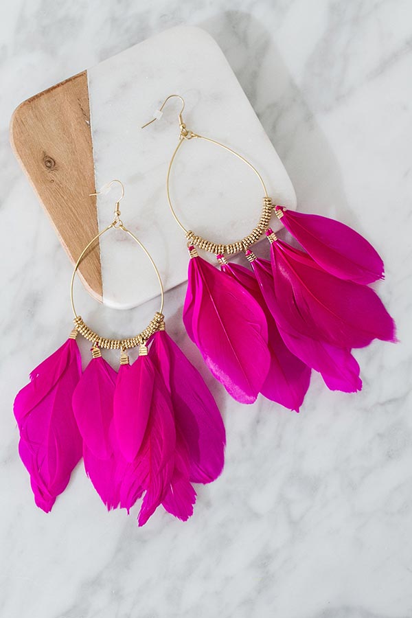 Make An Entrance Feather Earrings In Fuchsia Image - 1