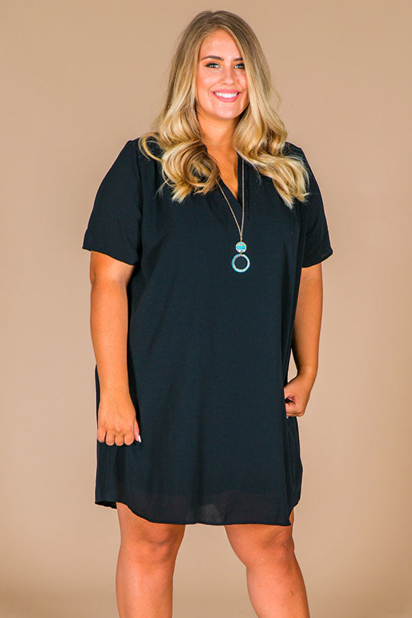 Simply Chic Shift Dress In Black
