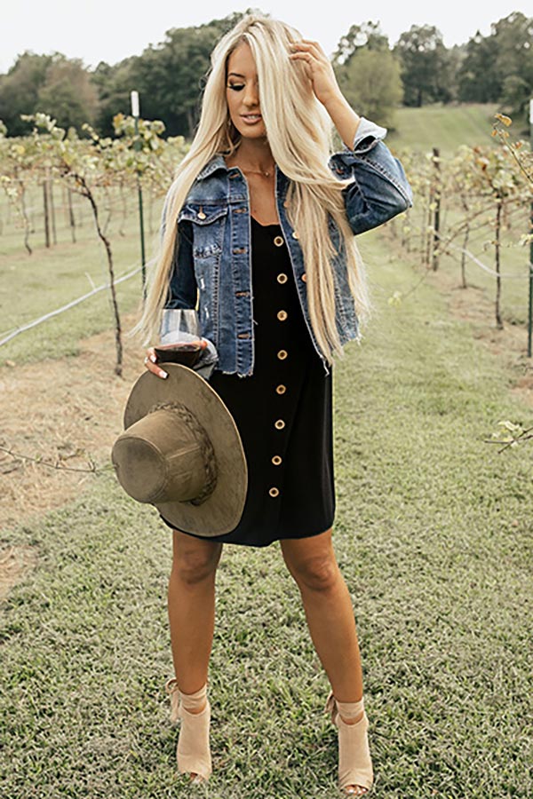 Button Up Bombshell Shift Dress in Black Image - 3