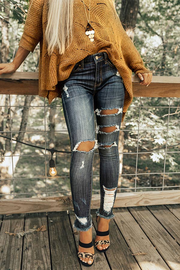 KanCan The Frankie Midrise Distressed Skinny in Dark Wash Image - 1