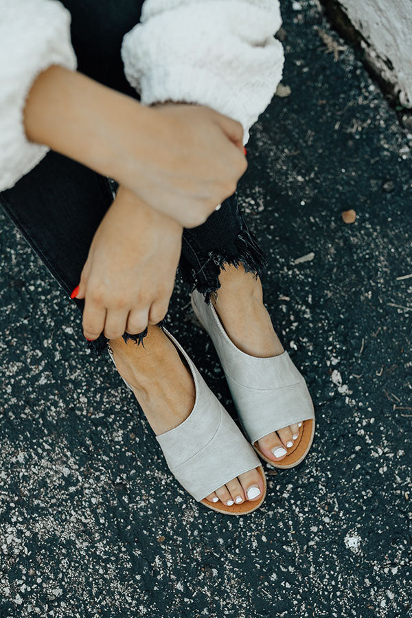 The Drew Flat In Grey Image - 3