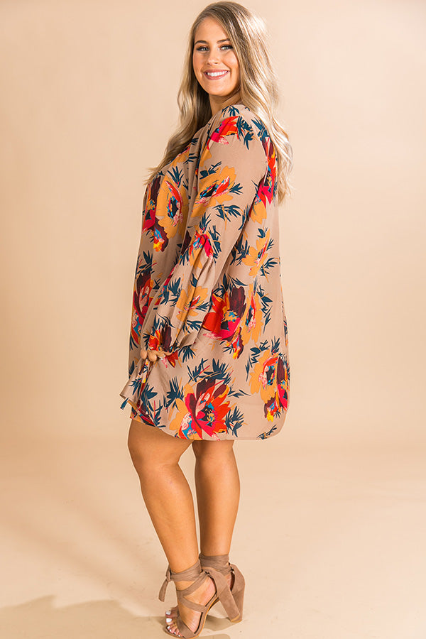 Starry Skies Shift Dress in Taupe Curves Image - 3