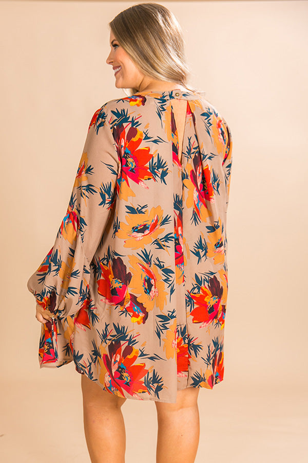 Starry Skies Shift Dress in Taupe Curves Image - 4